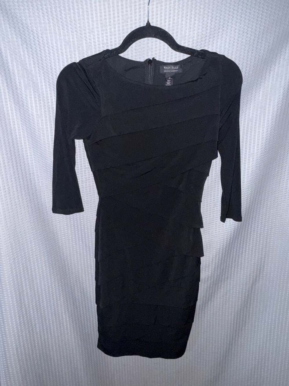 White House Black Market Instantly Slimming Tiered Dress Size 00